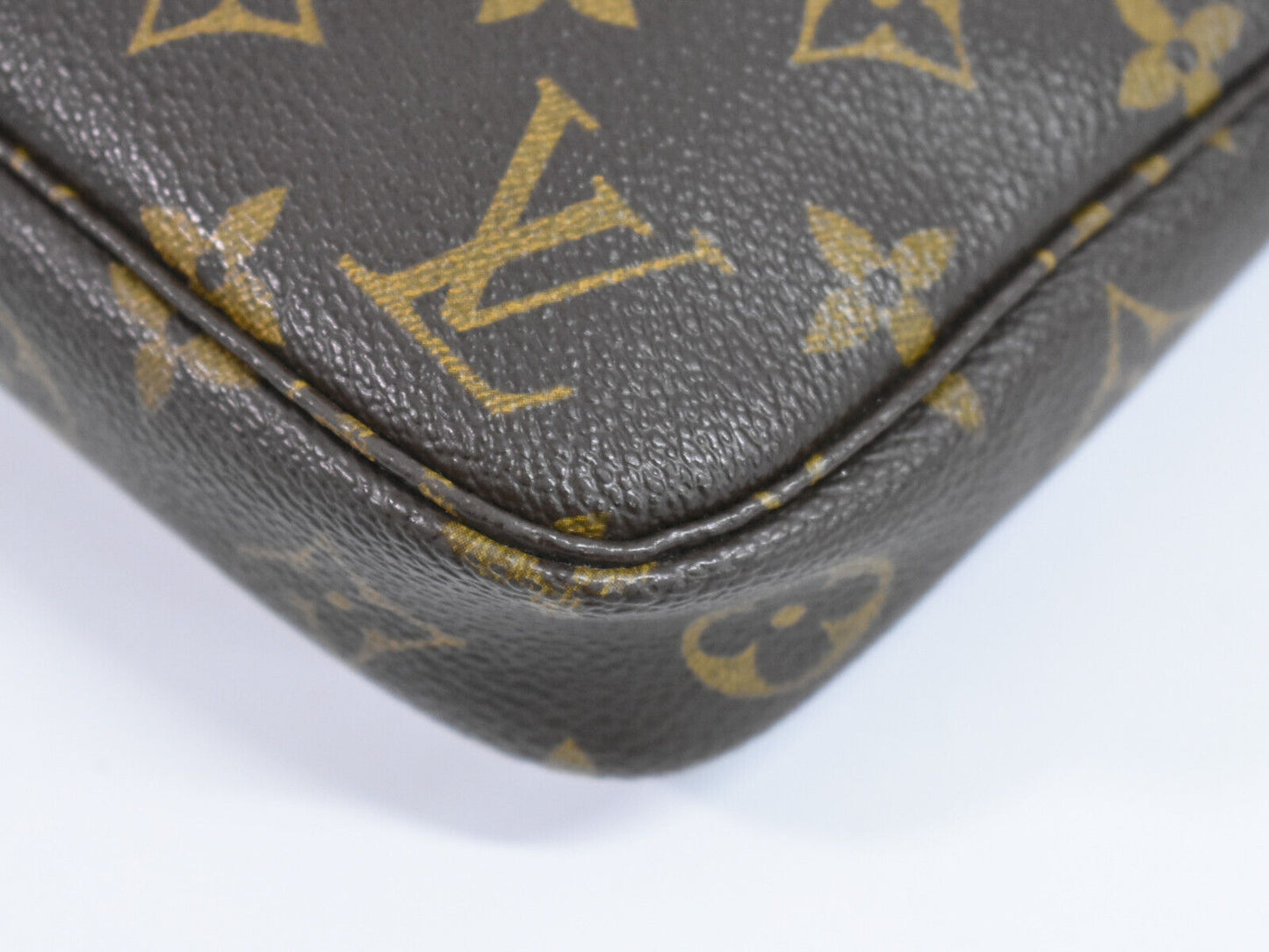 Louis Vuitton Pochette Accessoire, Brown, Canvas, clutch