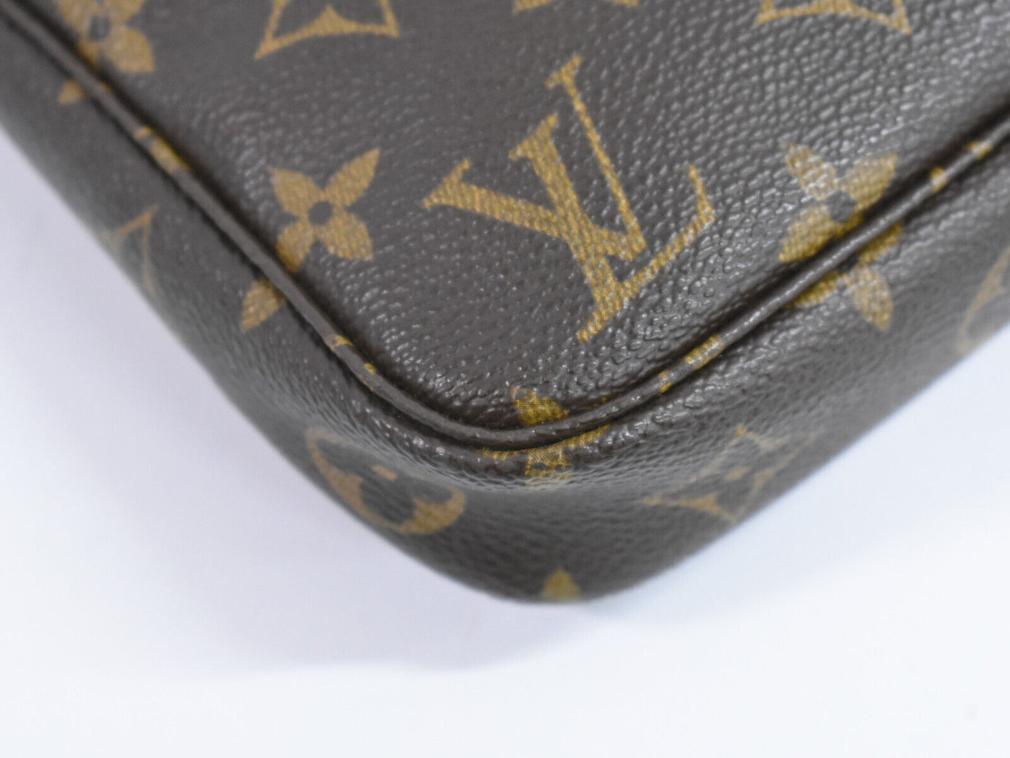 Louis Vuitton Pochette Accessoire, Brown, Canvas, clutch