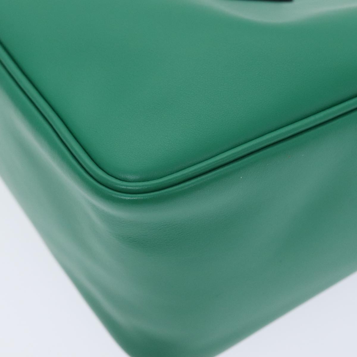 Prada --, Green, Leather, clutch