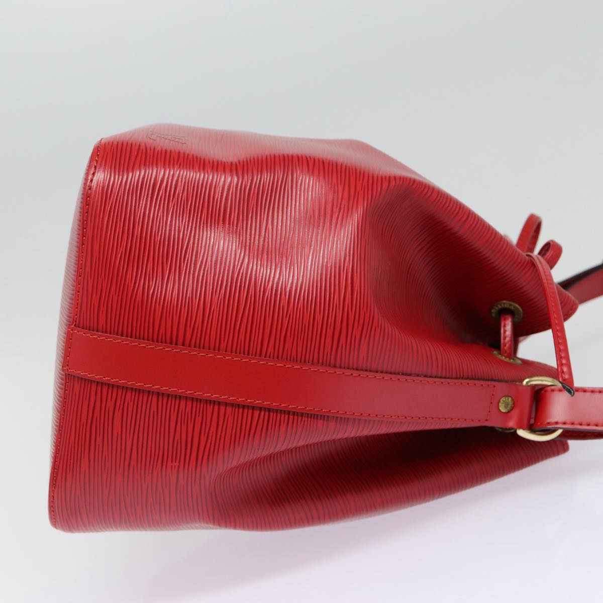 Louis Vuitton Noe, Red, Leather, shoulder