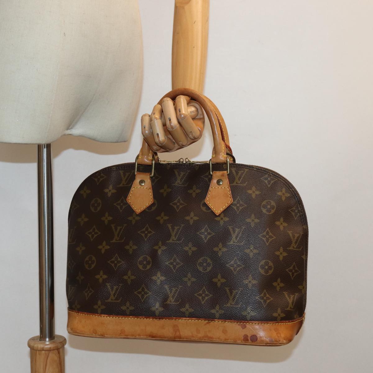 Louis Vuitton Alma, Brown, Canvas, handbag