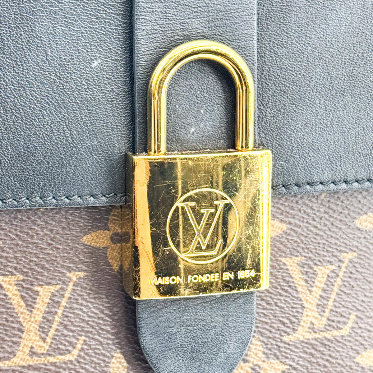 Louis Vuitton Locky Monogram Canvas with Leather, Black, Canvas, Handbag