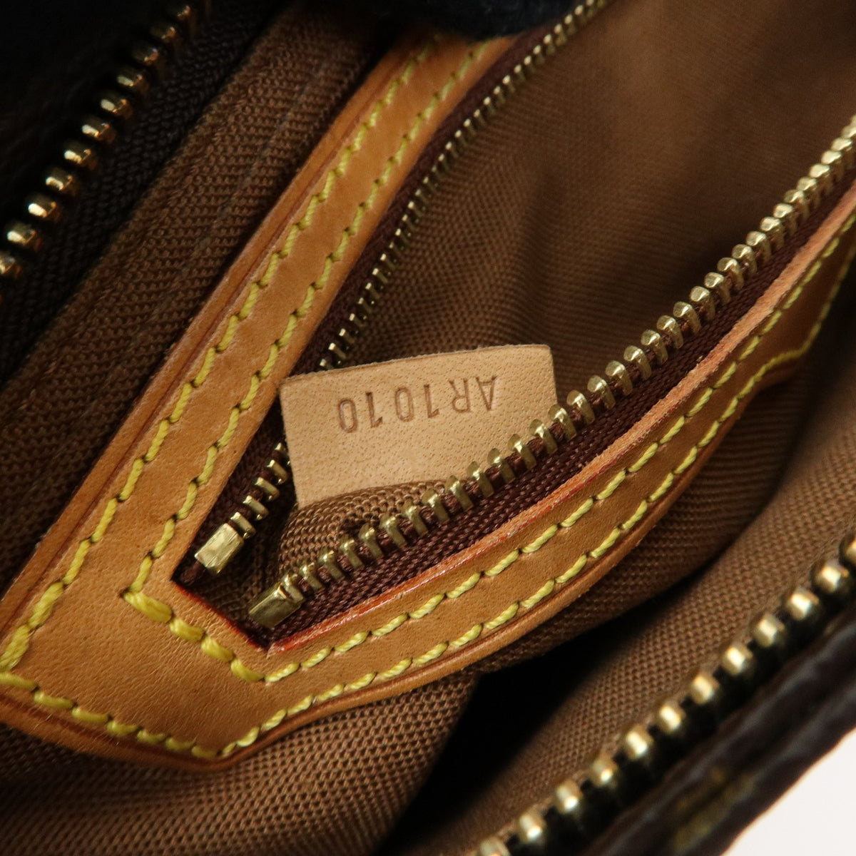 Louis Vuitton Trotteur Monogram Canvas, Brown, Canvas, Handbag