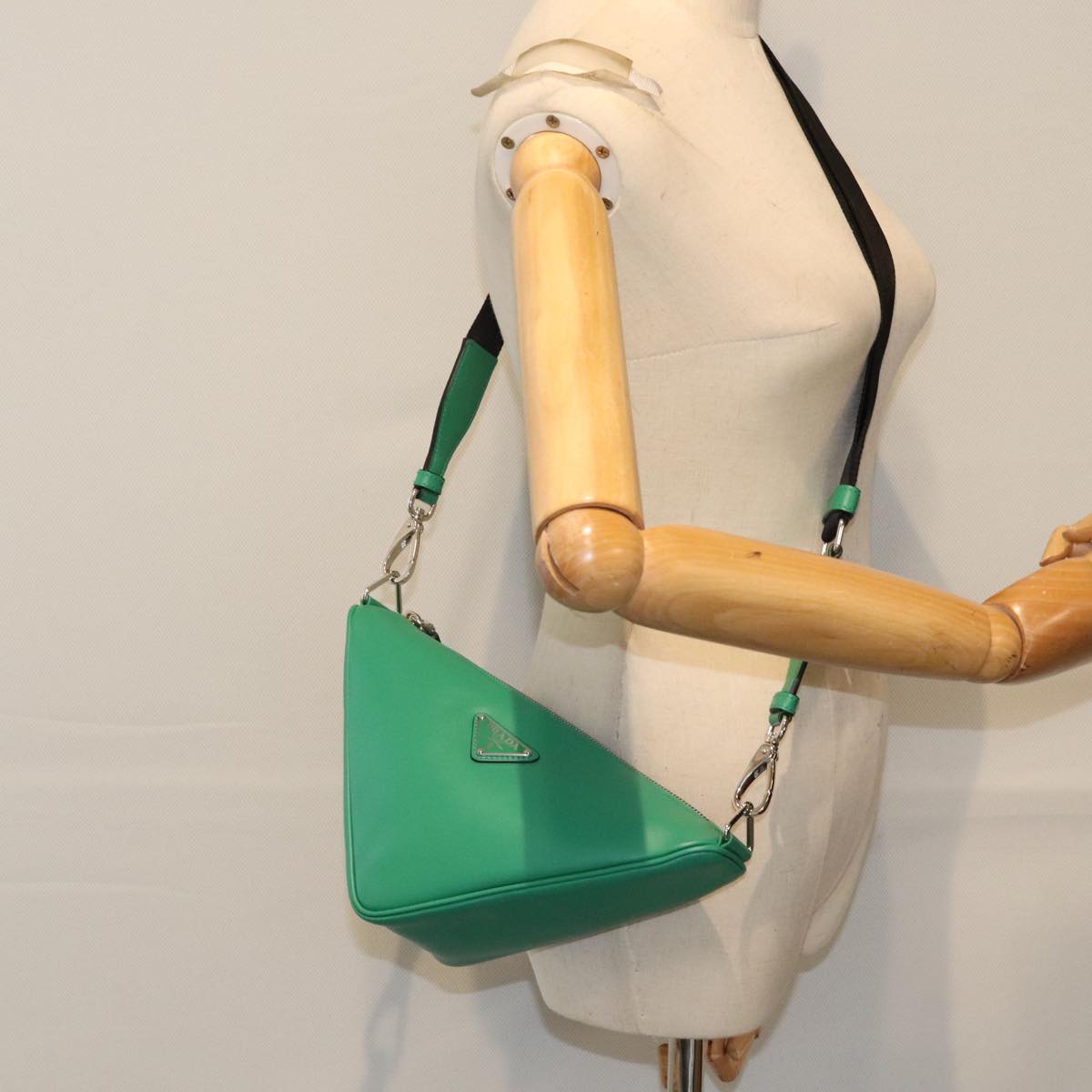 Prada --, Green, Leather, clutch