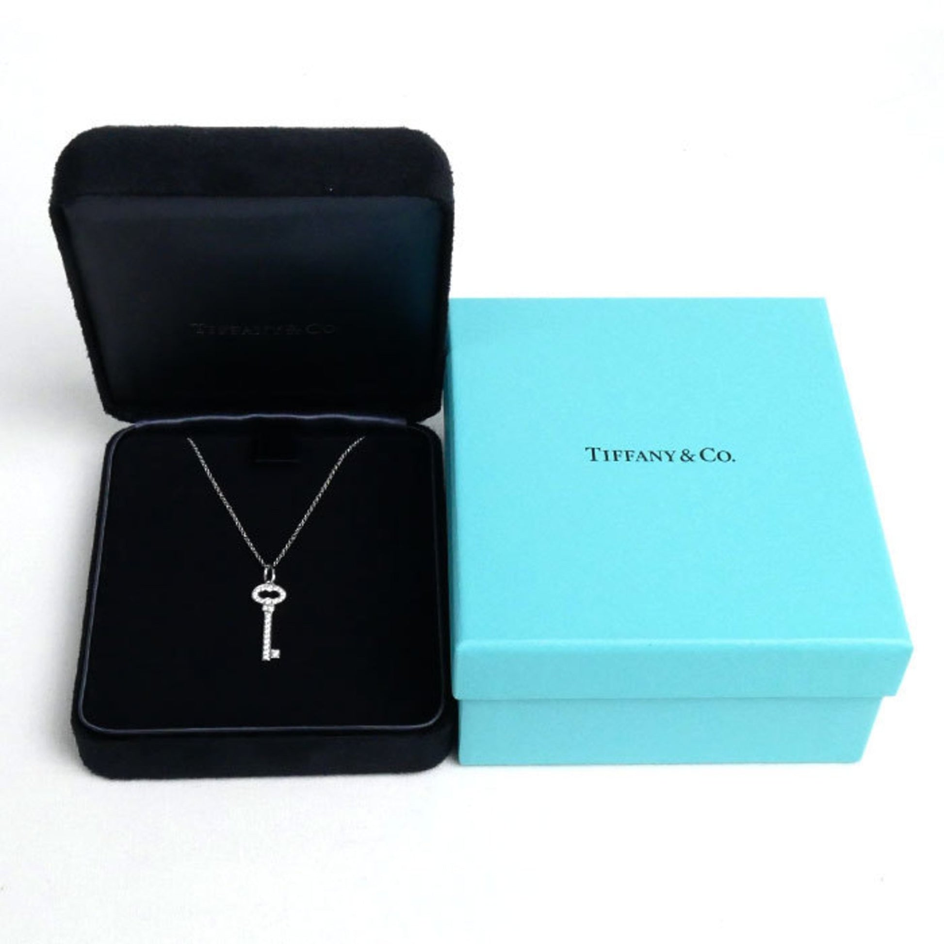 Tiffany & Co Clé ovale, Silver, White Gold, necklace