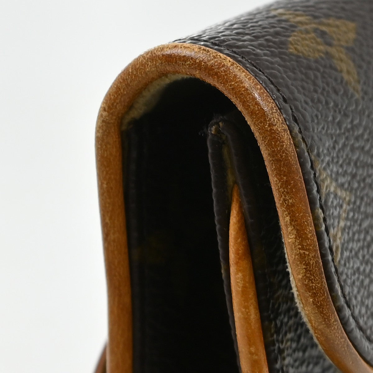 Louis Vuitton Florentine Waist Monogram Canvas, Brown, Canvas, Clutch