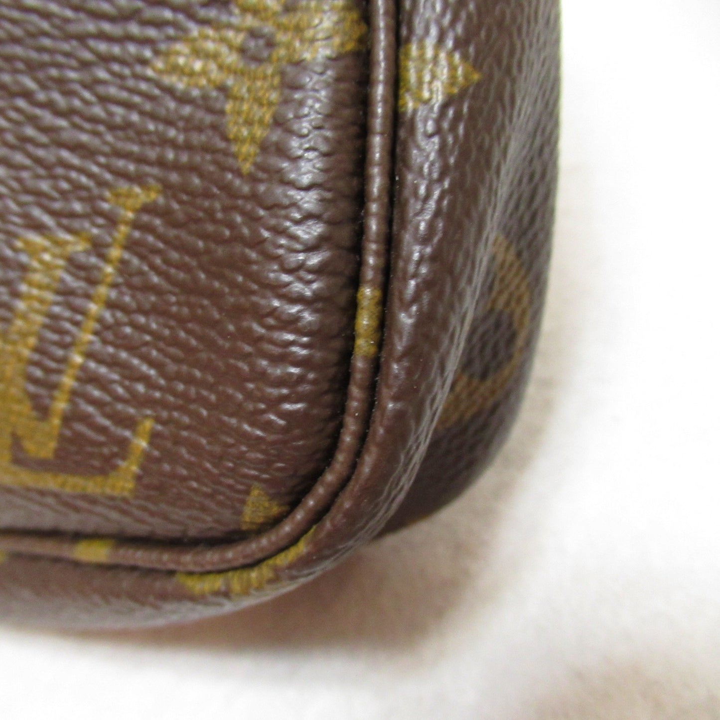 Louis Vuitton Pochette Accessoire, Brown, Canvas, clutch