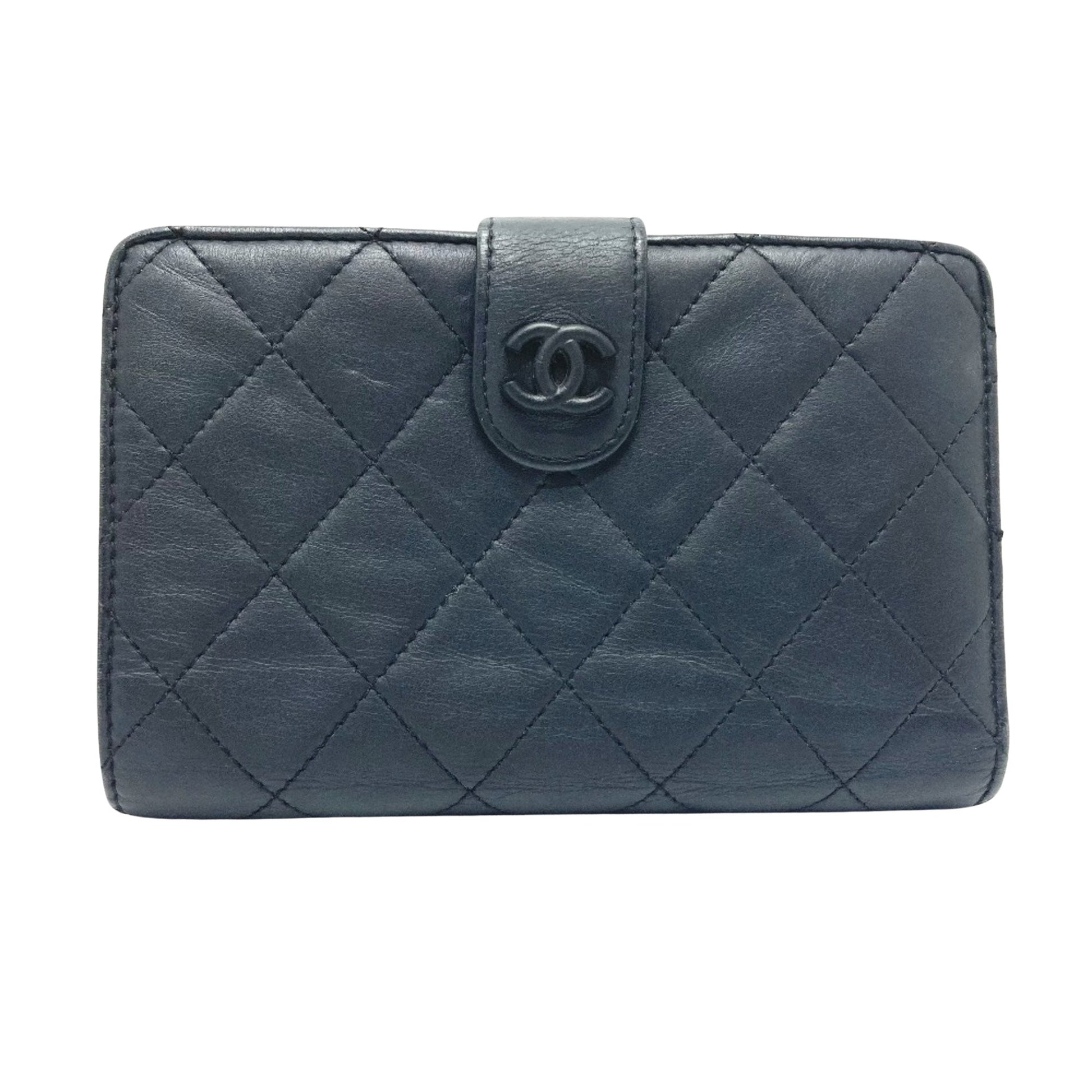 Chanel Matelassé, Black, Leather, wallet