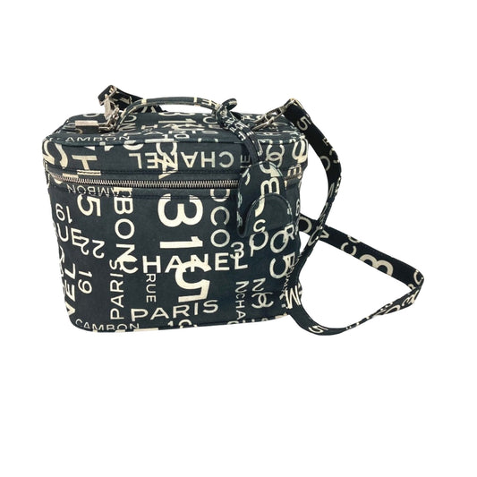 Chanel Vanity, Black, Denim - Jeans, shoulder