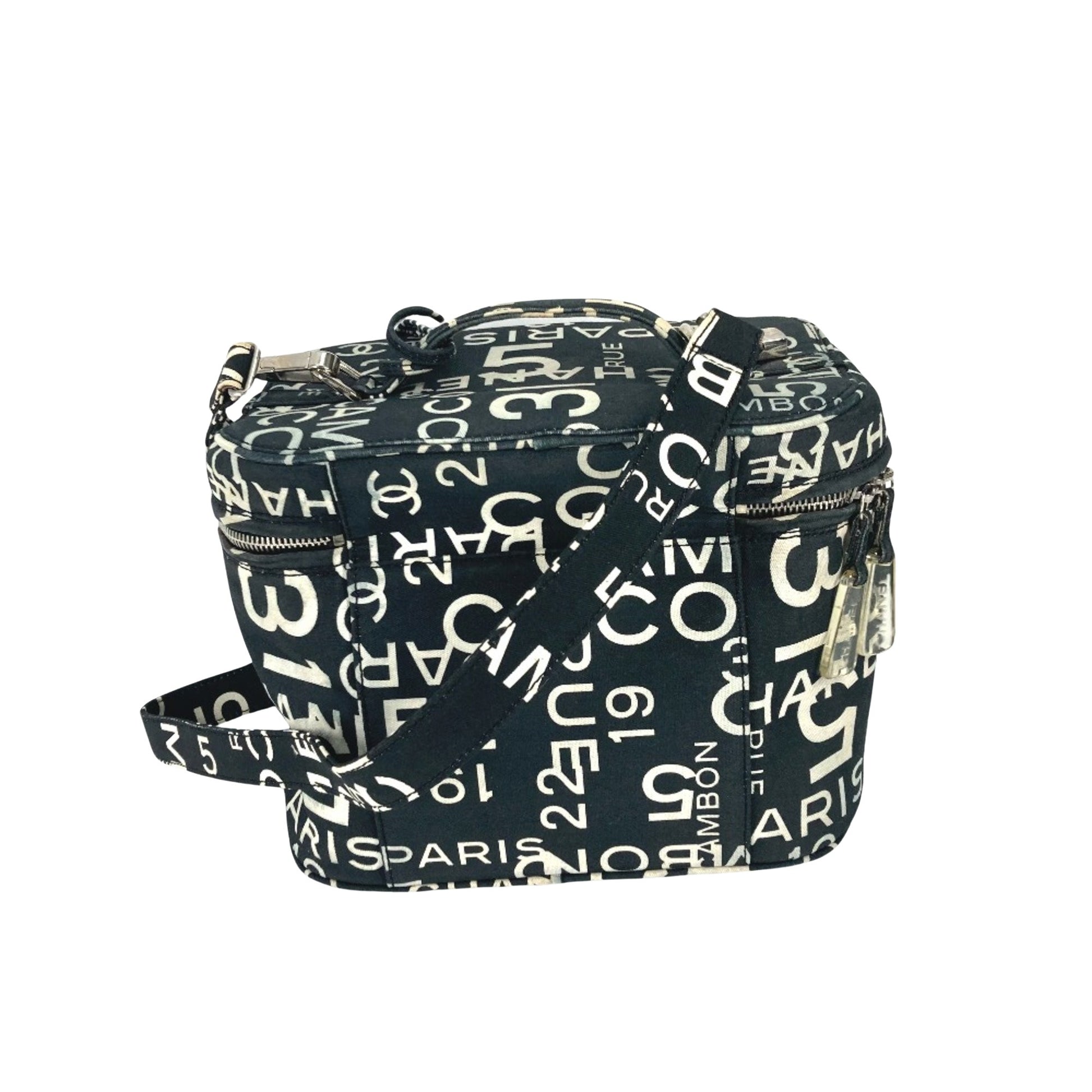 Chanel Vanity, Black, Denim - Jeans, shoulder