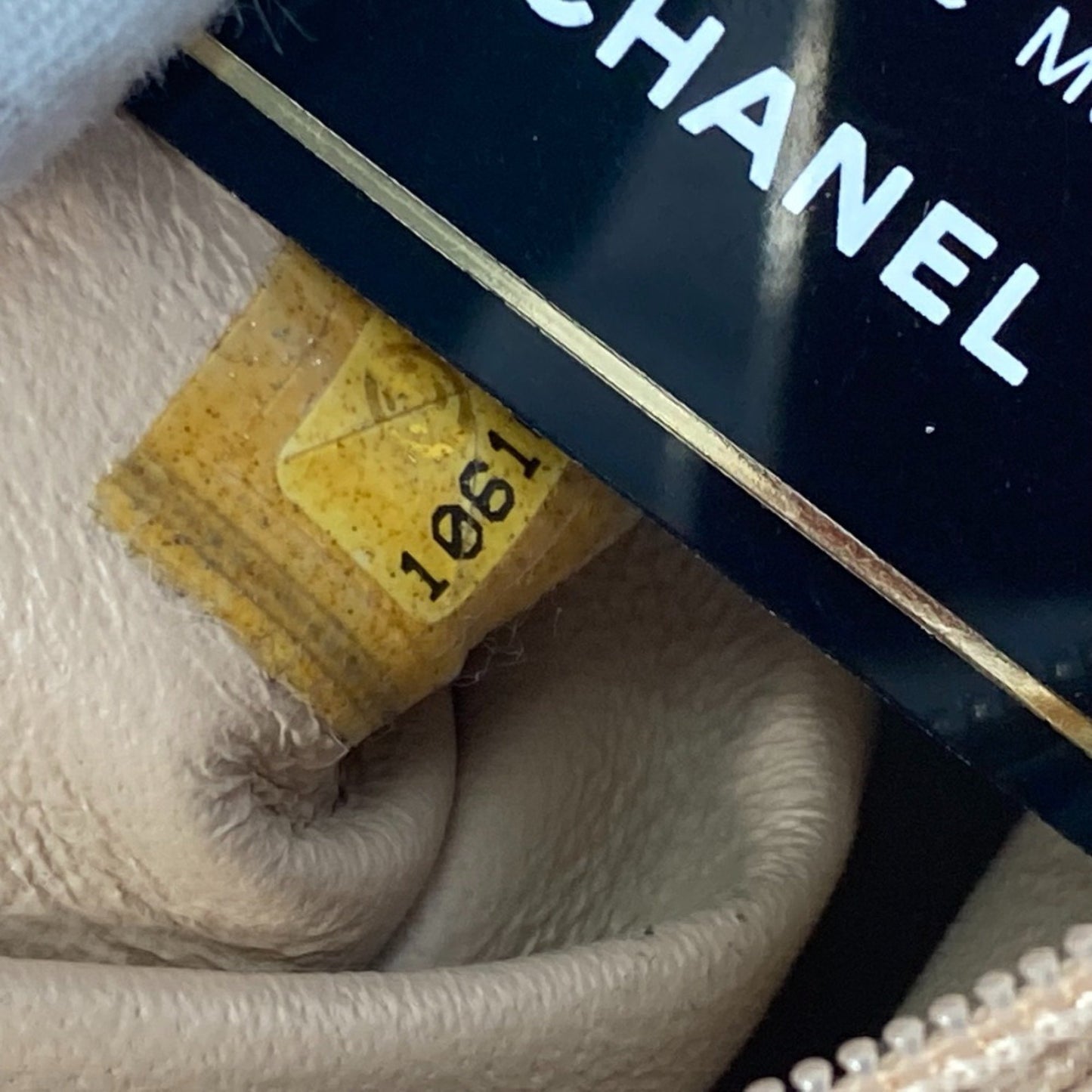 Chanel Luxury line, Gold, Leather, shoulder