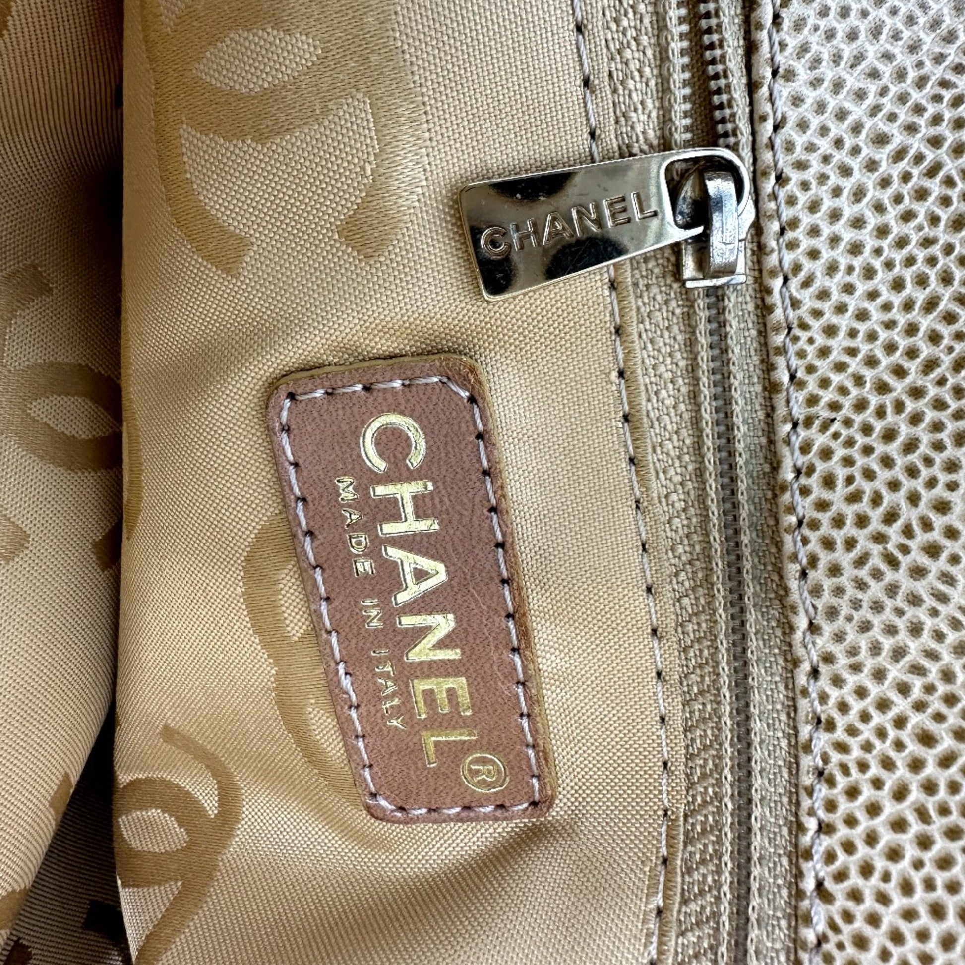 Chanel Logo CC, Beige, Leather, tote