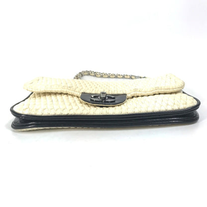 Chanel Timeless, White, Leather, shoulder