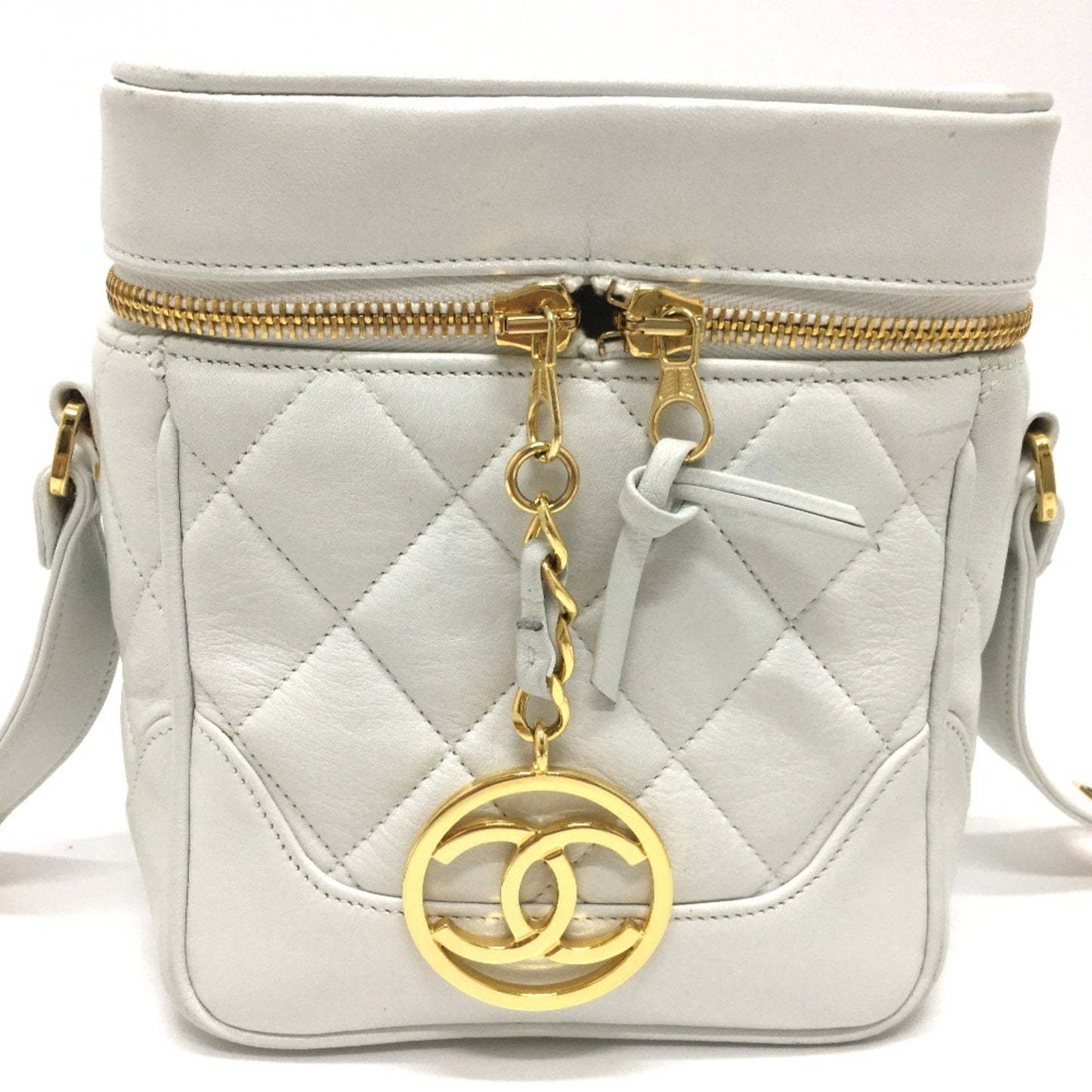 Chanel Vanity vertical, White, Leather, shoulder