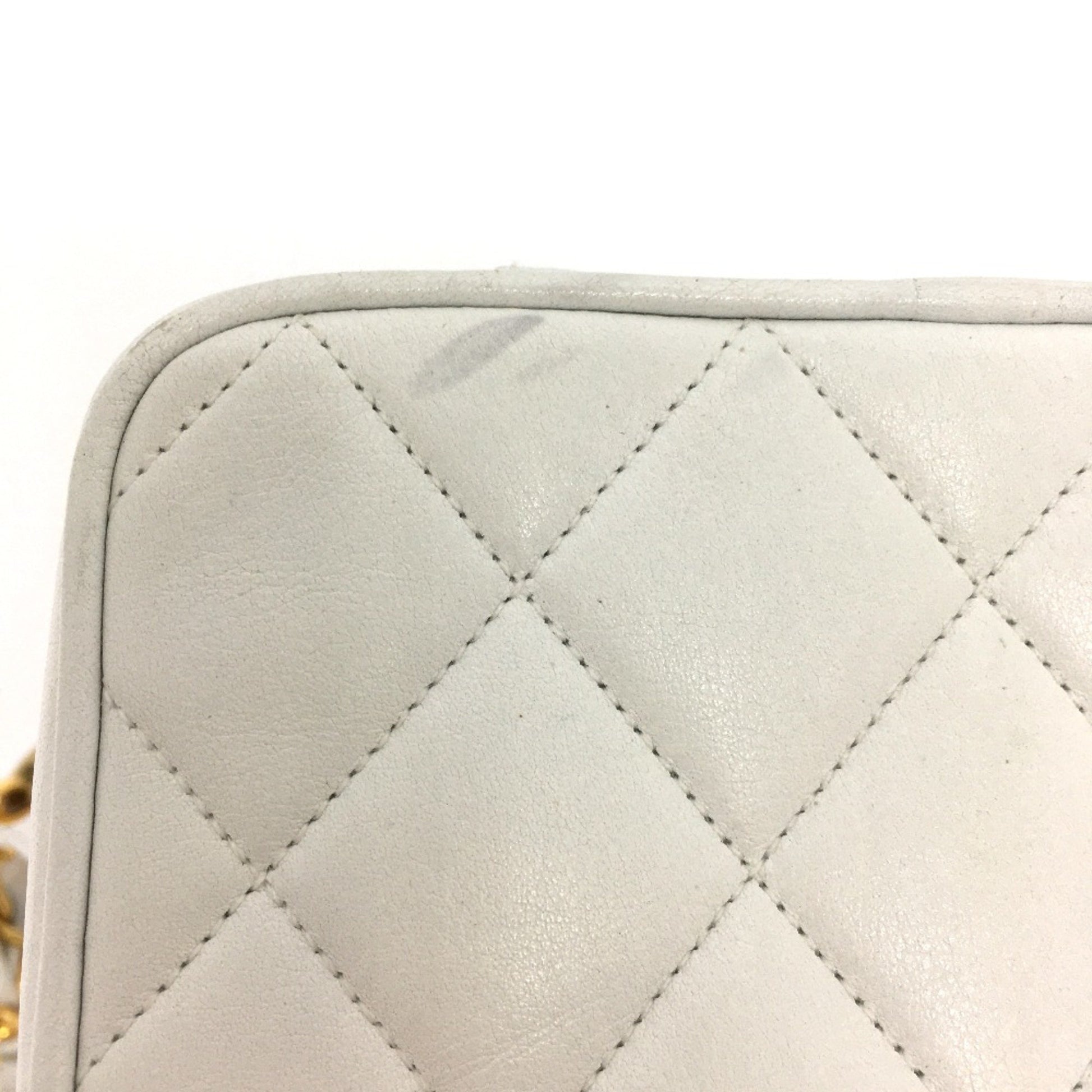 Chanel Vanity vertical, White, Leather, shoulder