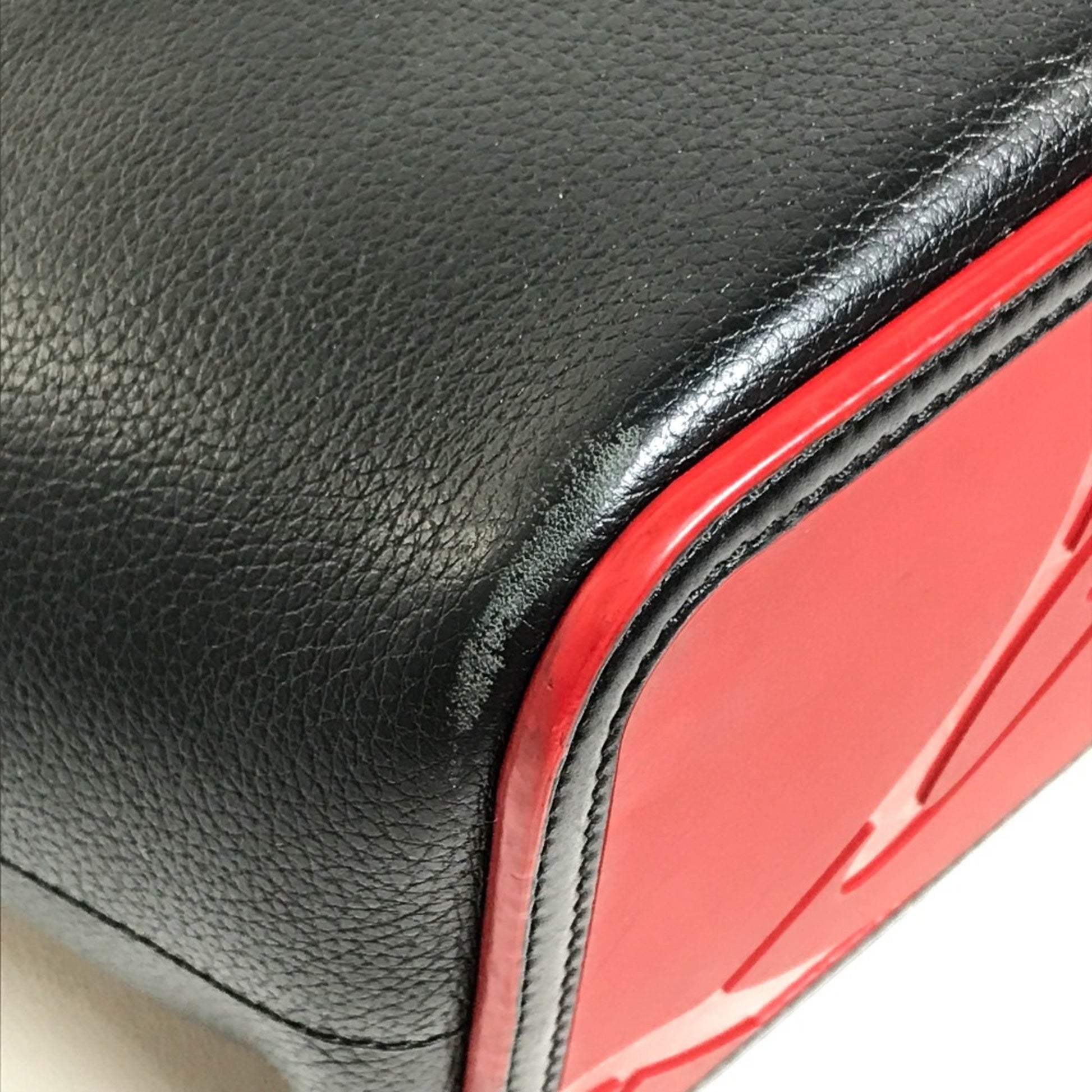 Christian Louboutin Cabata, Black, Leather, tote