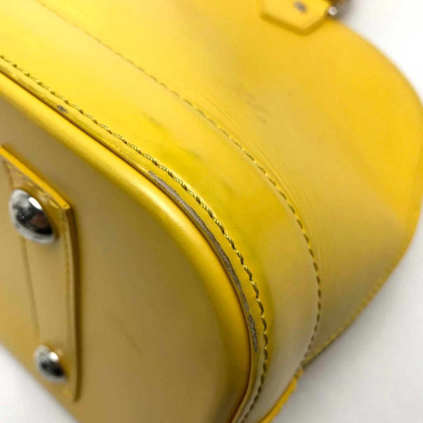 Louis Vuitton Alma, Yellow, Leather, handbag