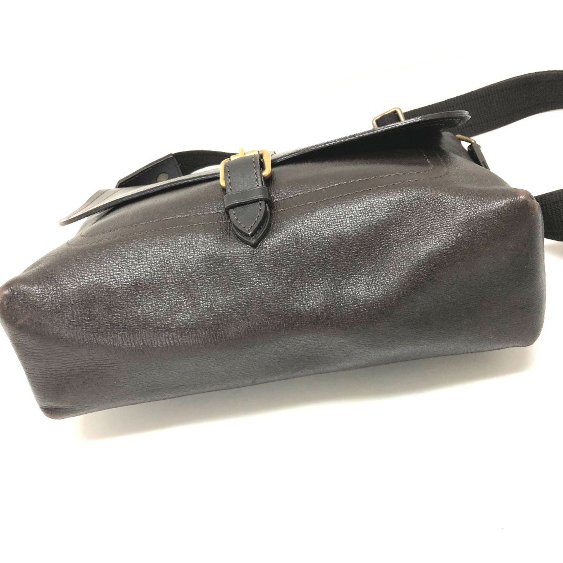 Louis Vuitton Utah, Brown, Leather, shoulder