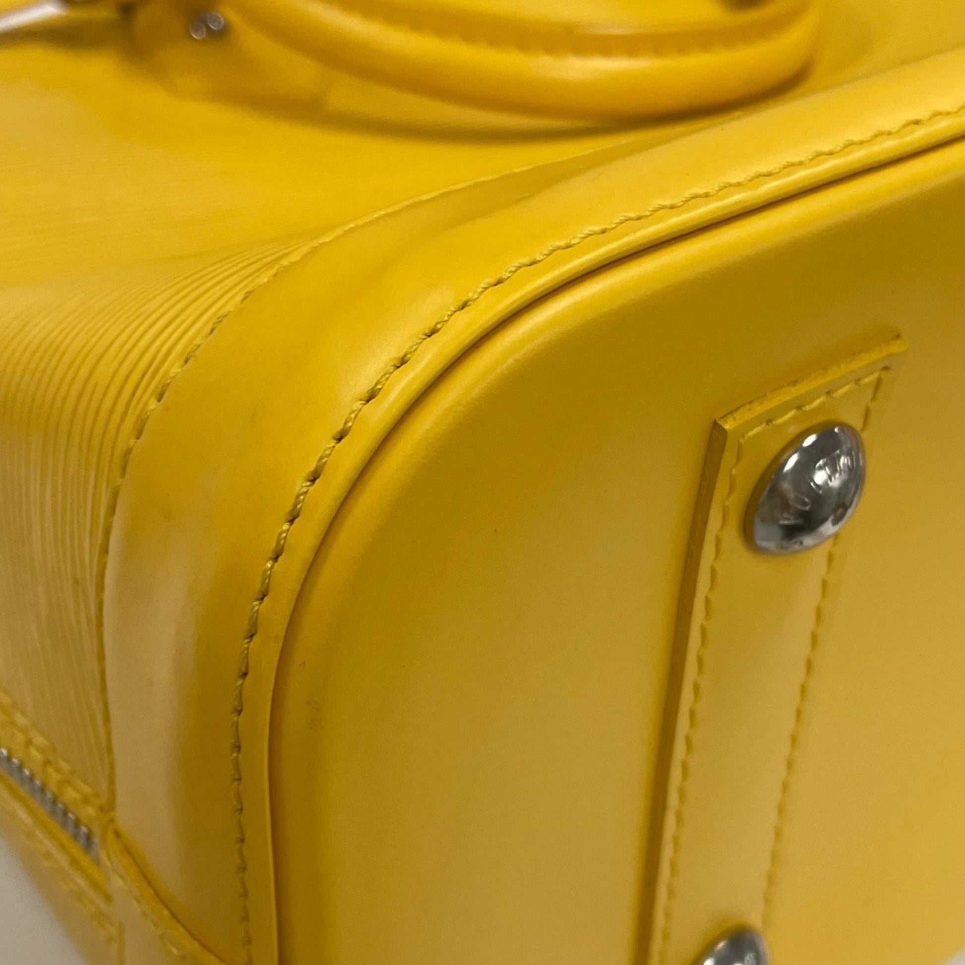 Louis Vuitton Alma, Yellow, Leather, handbag