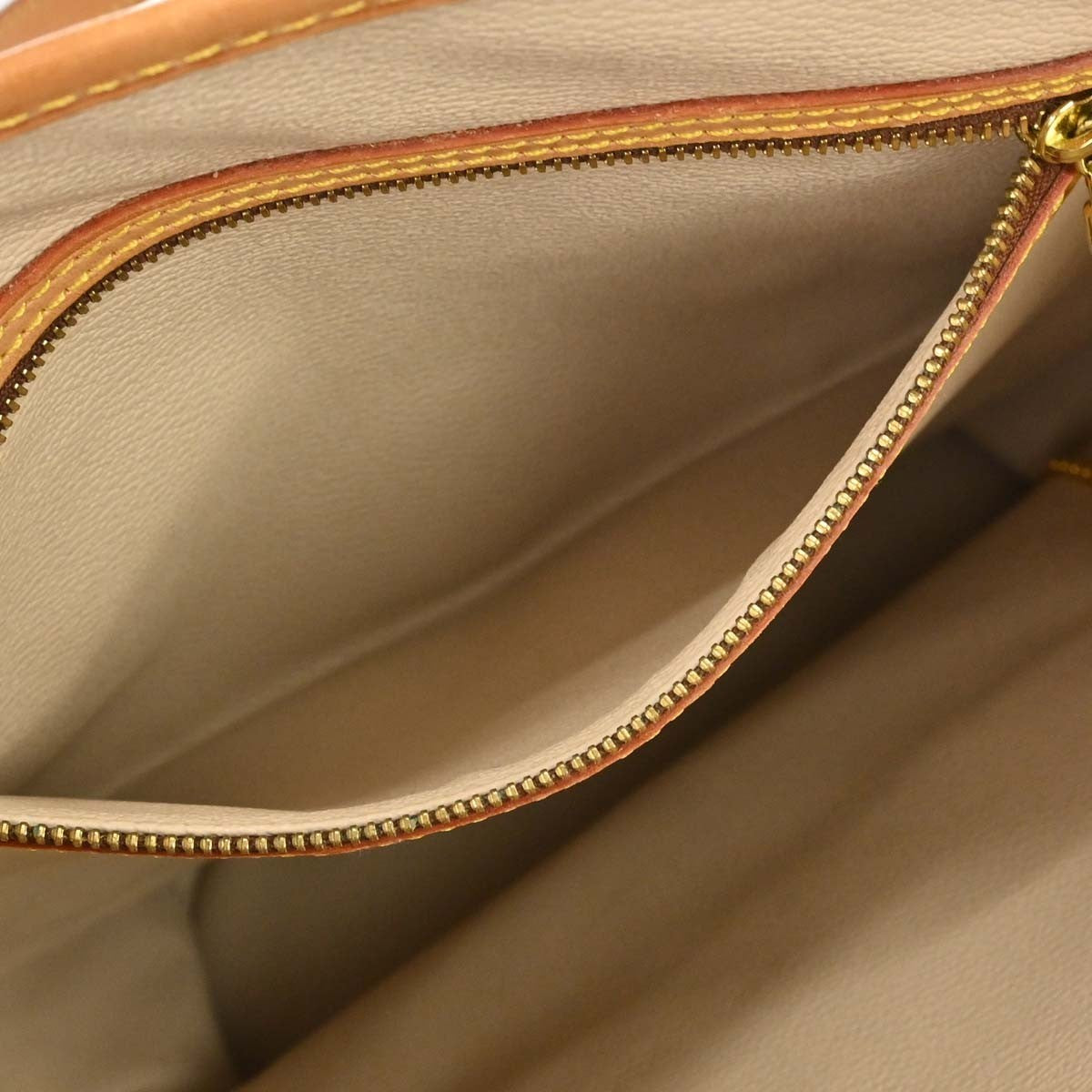 Louis Vuitton Bucket Monogram Canvas, Brown, Canvas, Handbag