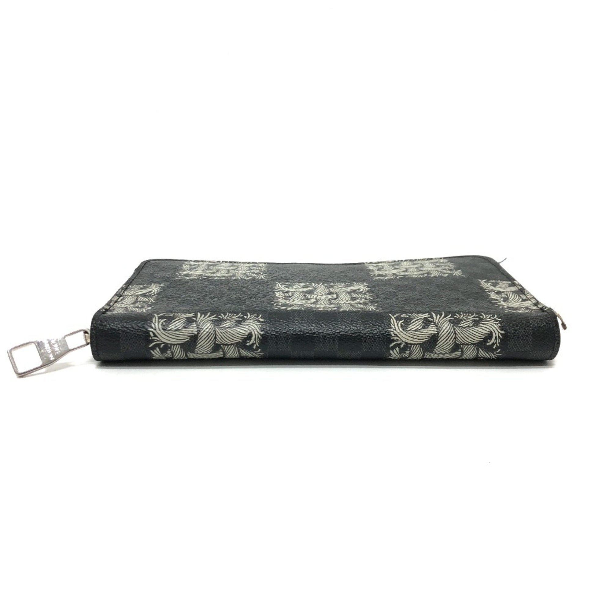 Louis Vuitton Zippy wallet, Black, Canvas, wallet