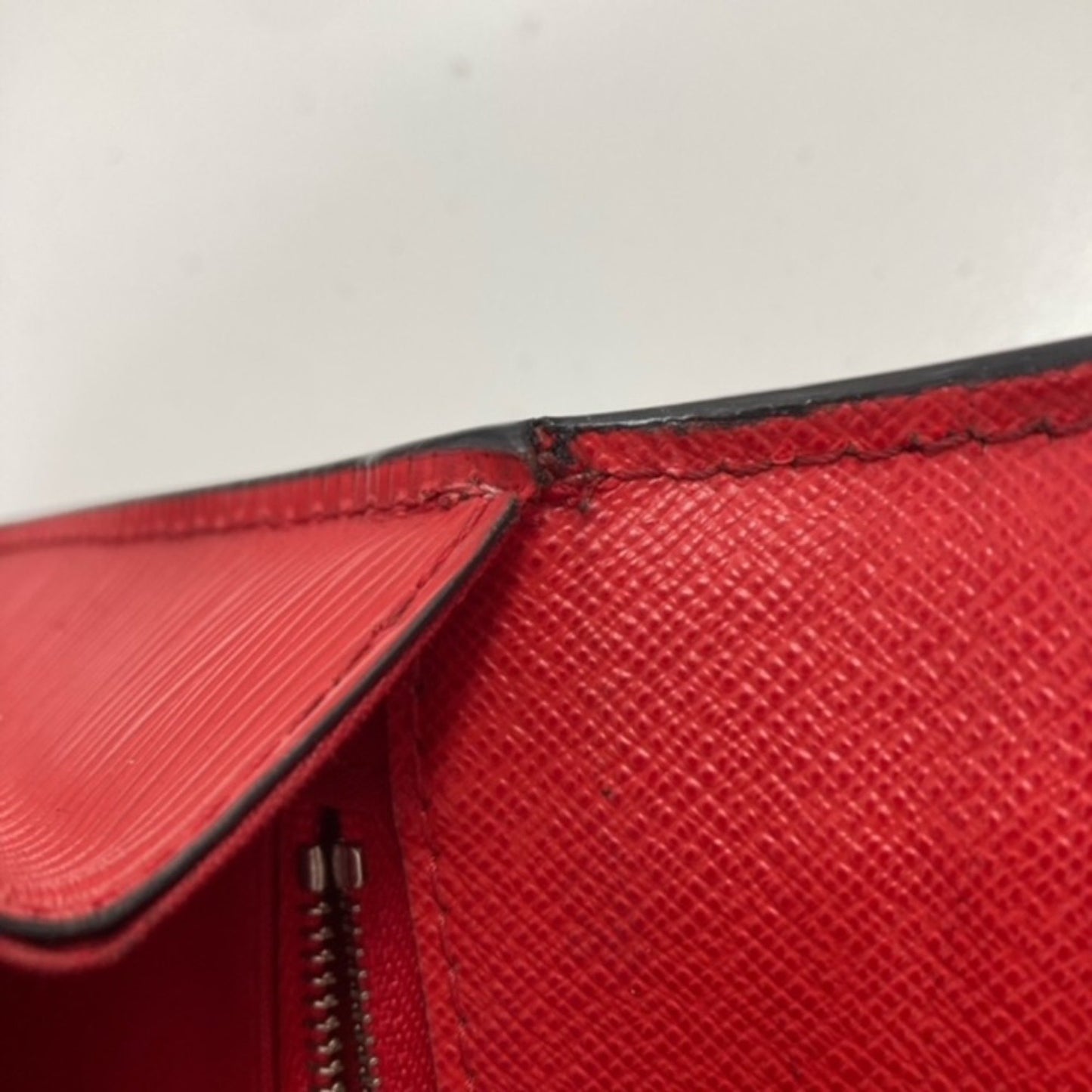 Louis Vuitton Cléry, Red, Leather, shoulder