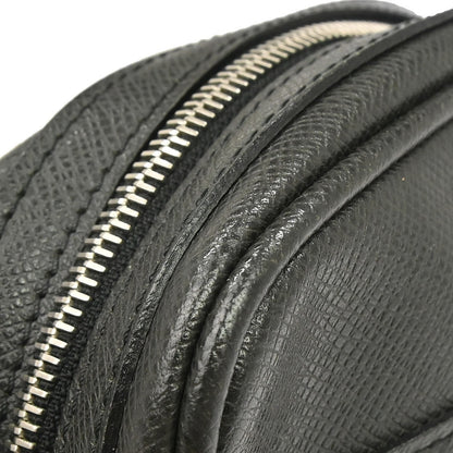 Louis Vuitton Dimitri Messenger Taiga Leather, Black, Leather, Shoulder Bag