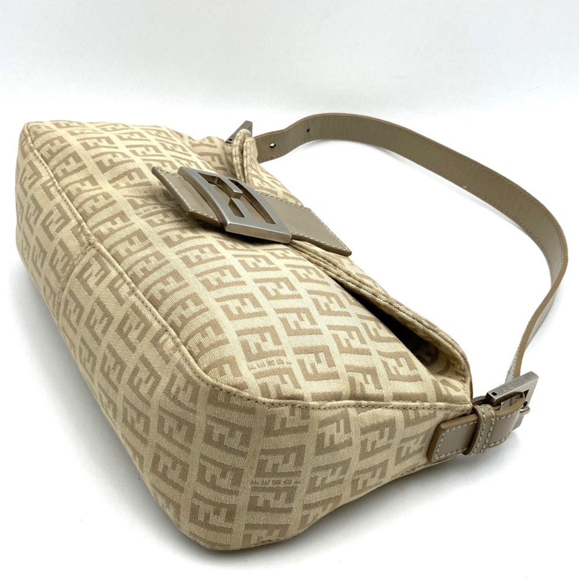 Fendi Mamma Baguette, Beige, Canvas, handbag