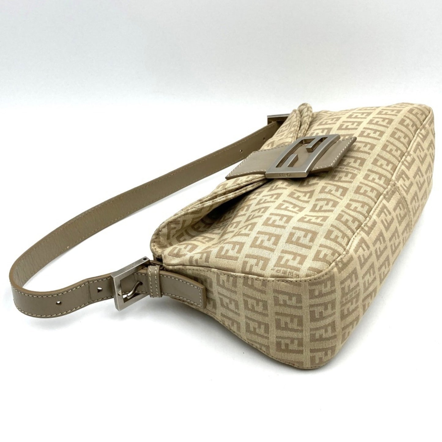 Fendi Mamma Baguette, Beige, Canvas, handbag