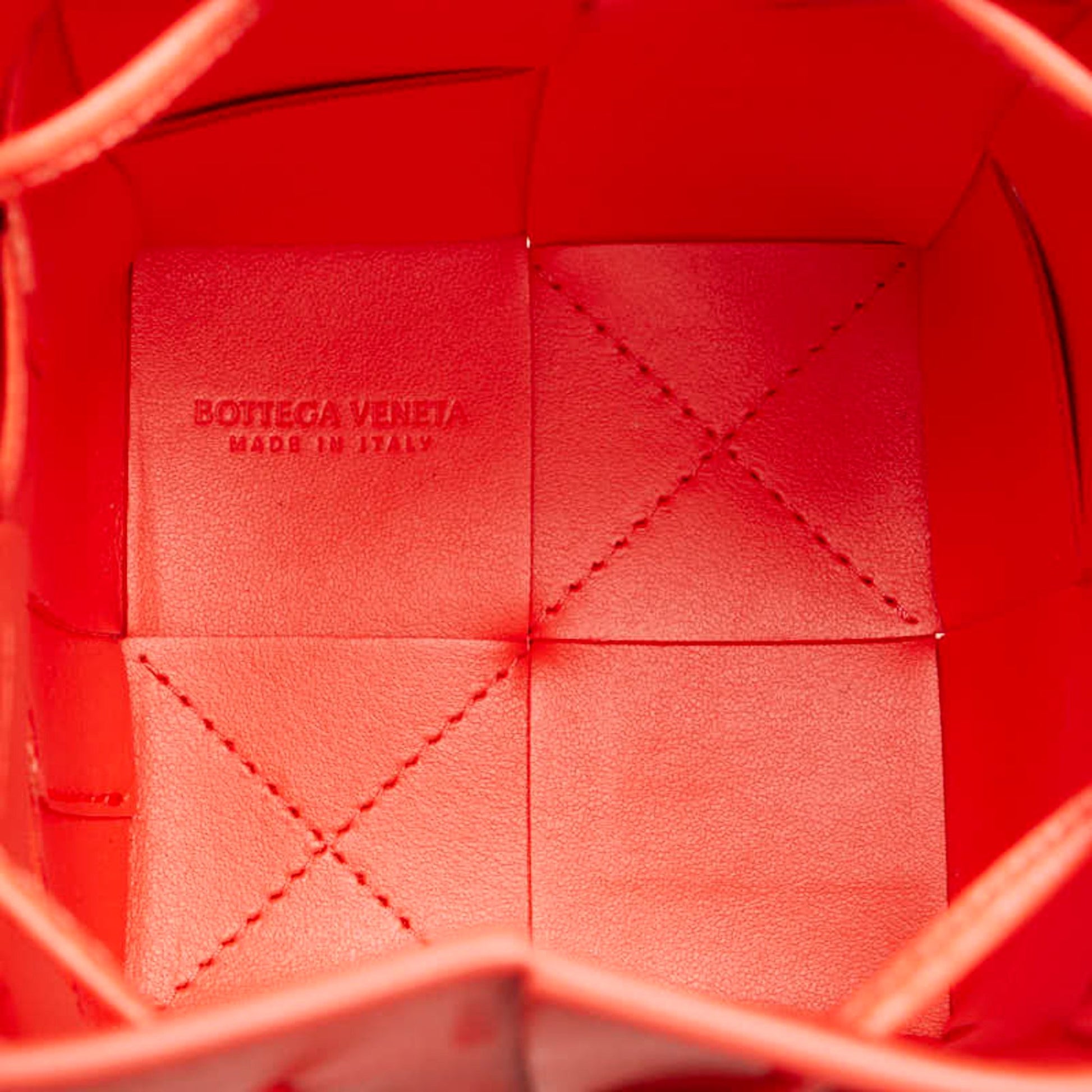 Bottega Veneta Intrecciato, Red, Leather, shoulder