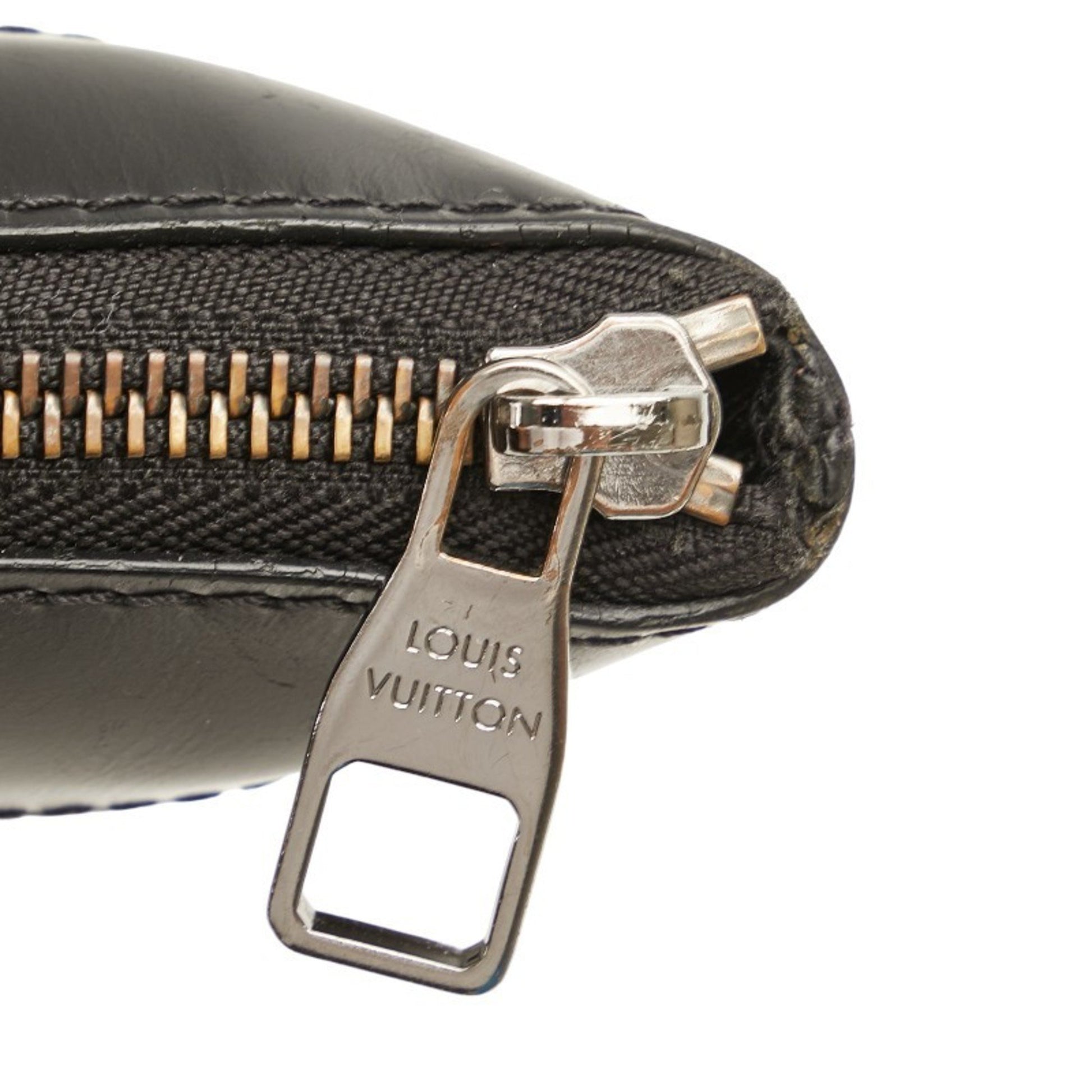 Louis Vuitton Discovery, Black, Canvas, clutch