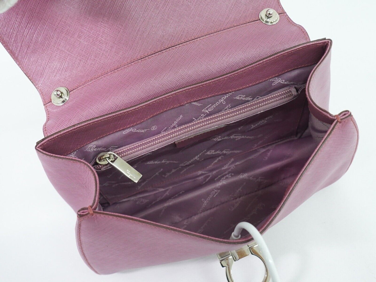 Salvatore Ferragamo Gancini, Pink, Leather, shoulder