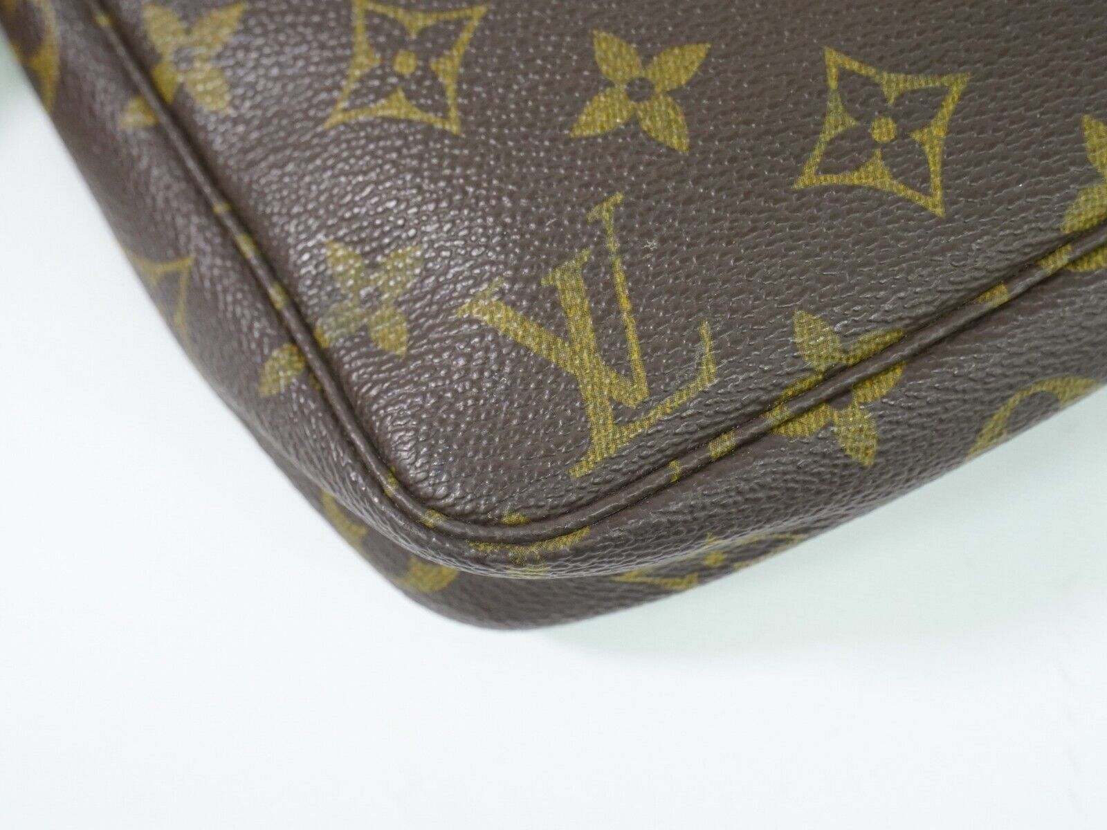 Louis Vuitton Pochette accessoires, Brown, Canvas, clutch