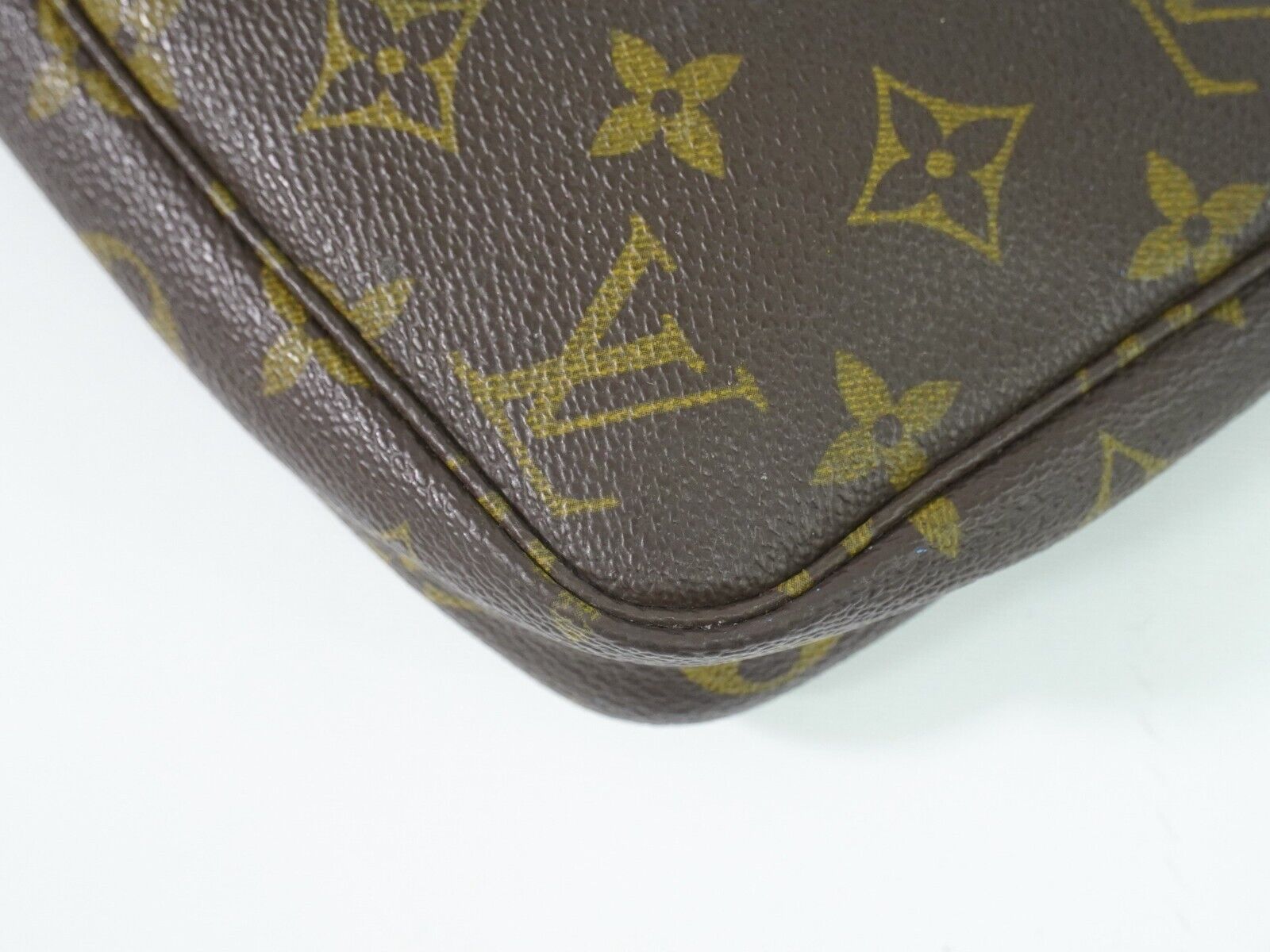 Louis Vuitton Pochette accessoires, Brown, Canvas, clutch