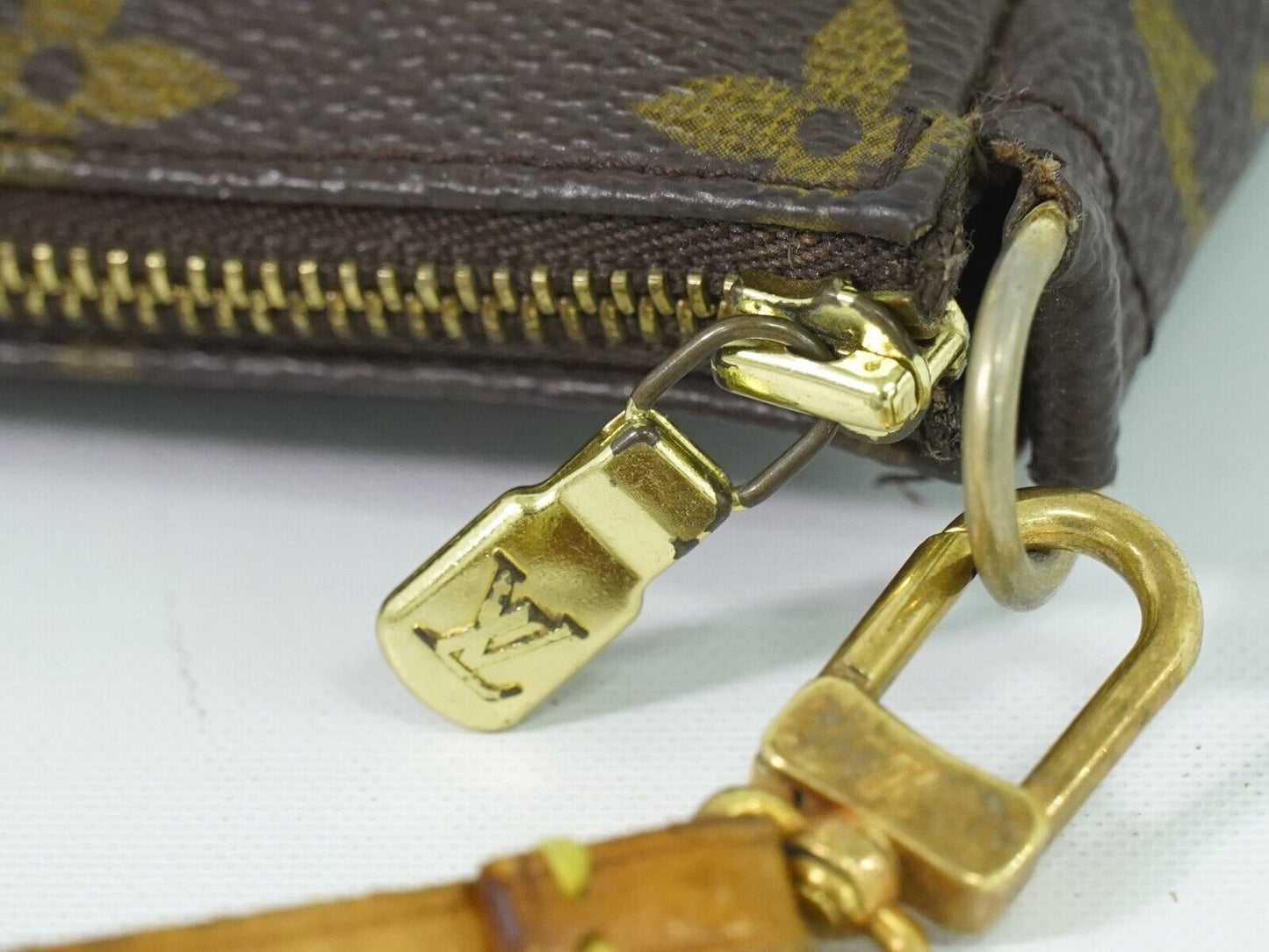 Louis Vuitton Pochette accessoires, Brown, Canvas, clutch