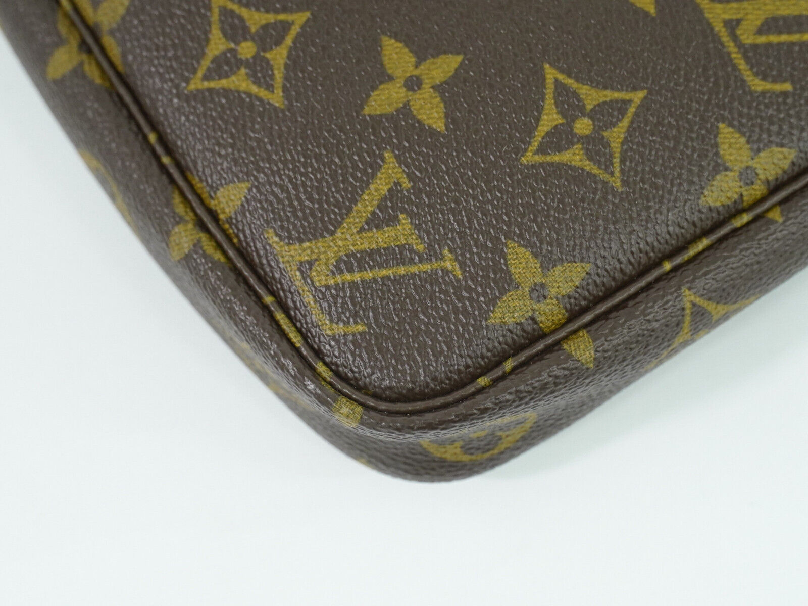 Louis Vuitton Pochette accessoires, Brown, Canvas, clutch