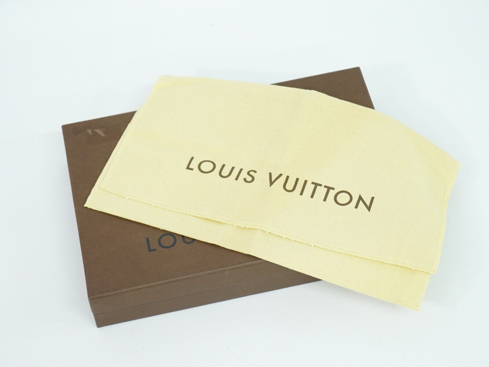 Louis Vuitton Pochette accessoires, Brown, Canvas, clutch