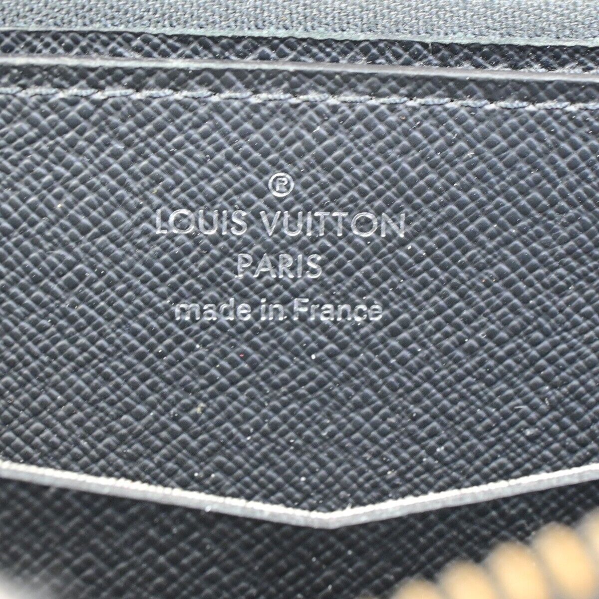 Louis Vuitton Zippy XL, Black, Canvas, wallet