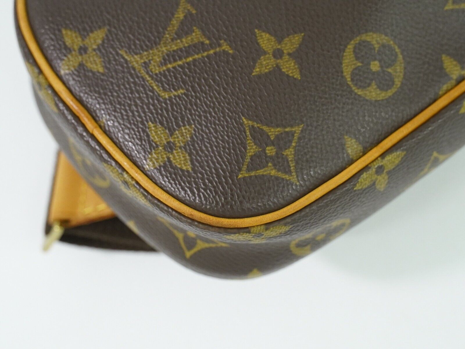 Louis Vuitton Pochette gange, Brown, Canvas, shoulder