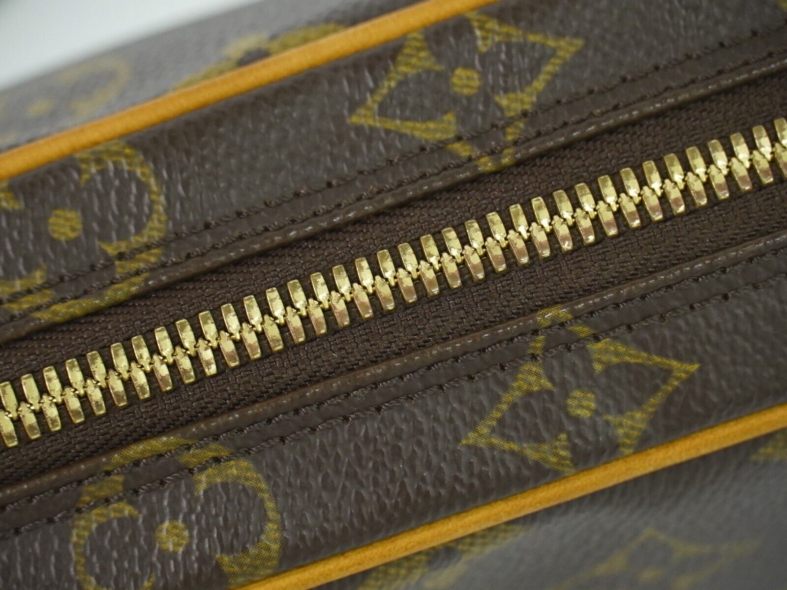 Louis Vuitton Pochette gange, Brown, Canvas, shoulder