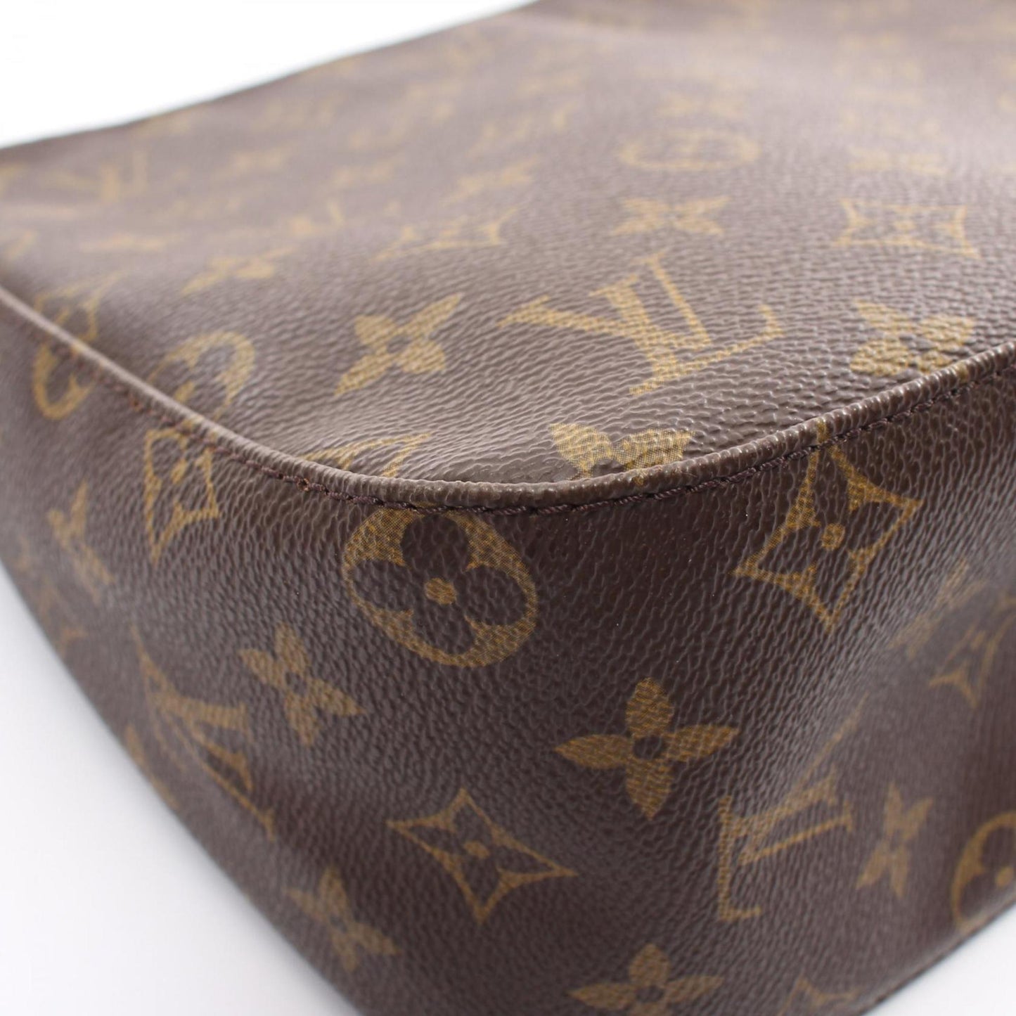 Louis Vuitton Looping MM, Brown, Canvas, shoulder