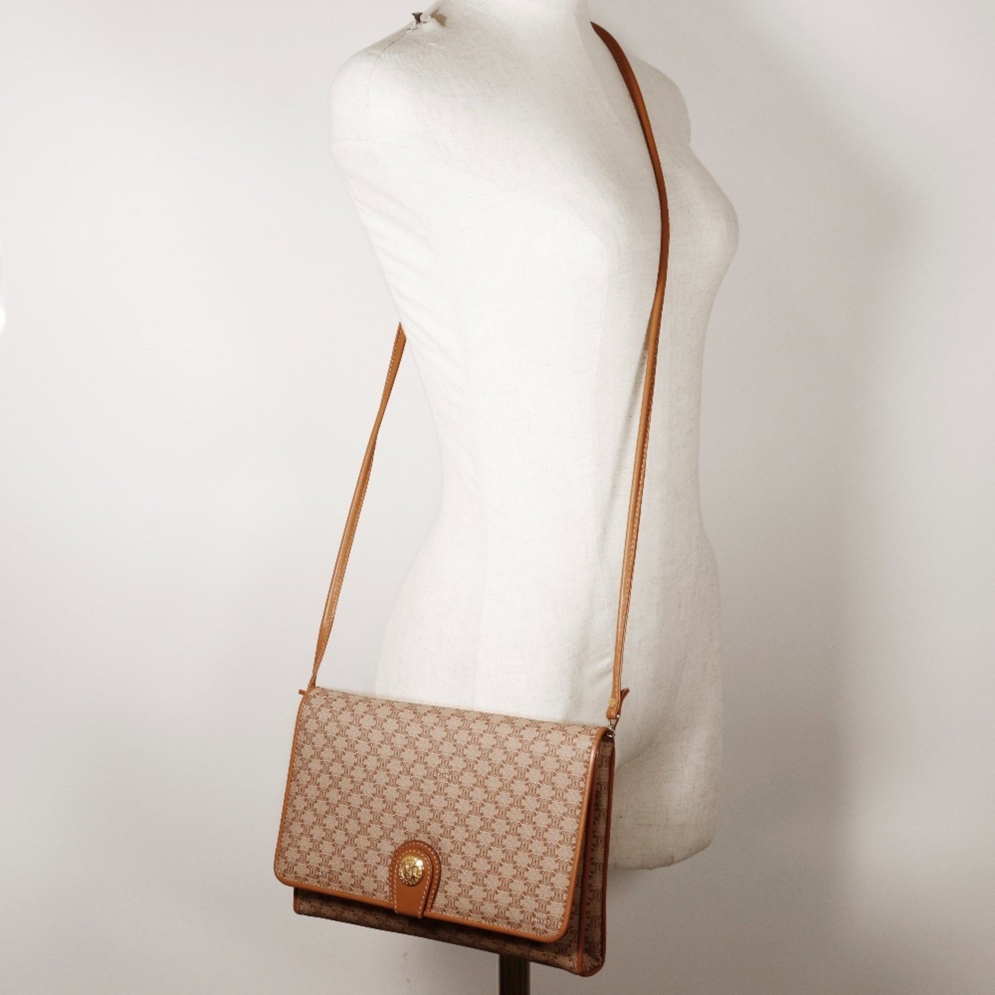 Céline Macadam, Beige, Canvas, shoulder
