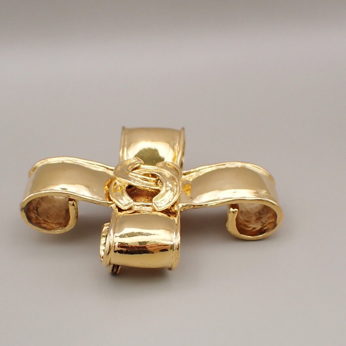 Chanel Cross, Gold, Gold Plated, brooch