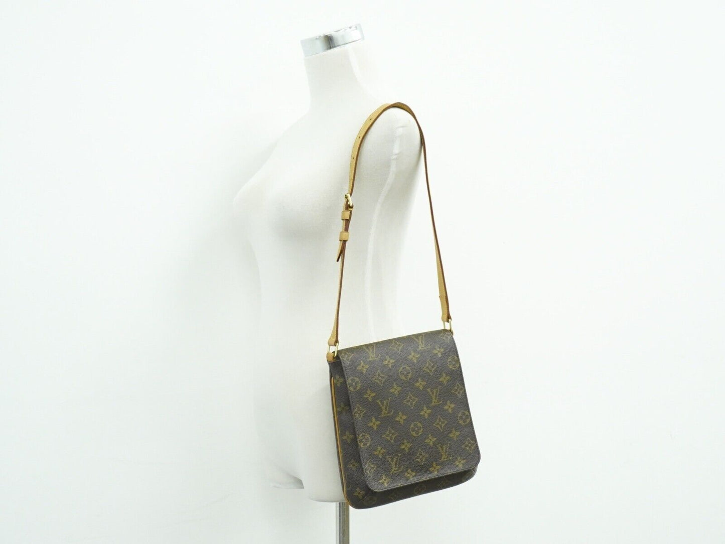 Louis Vuitton Musette Salsa, Brown, Canvas, shoulder