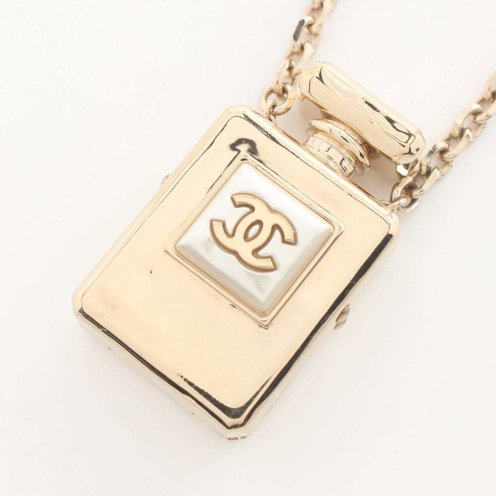 Chanel Numero 5, Gold, Gold Plated, necklace