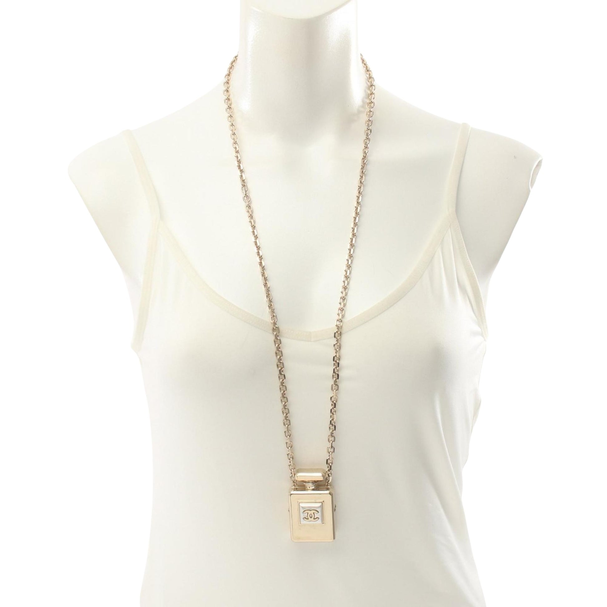 Chanel Numero 5, Gold, Gold Plated, necklace