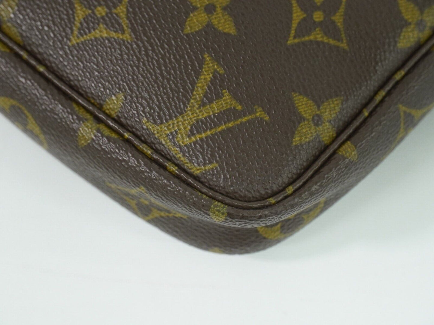 Louis Vuitton Pochette accessoires, Brown, Canvas, clutch