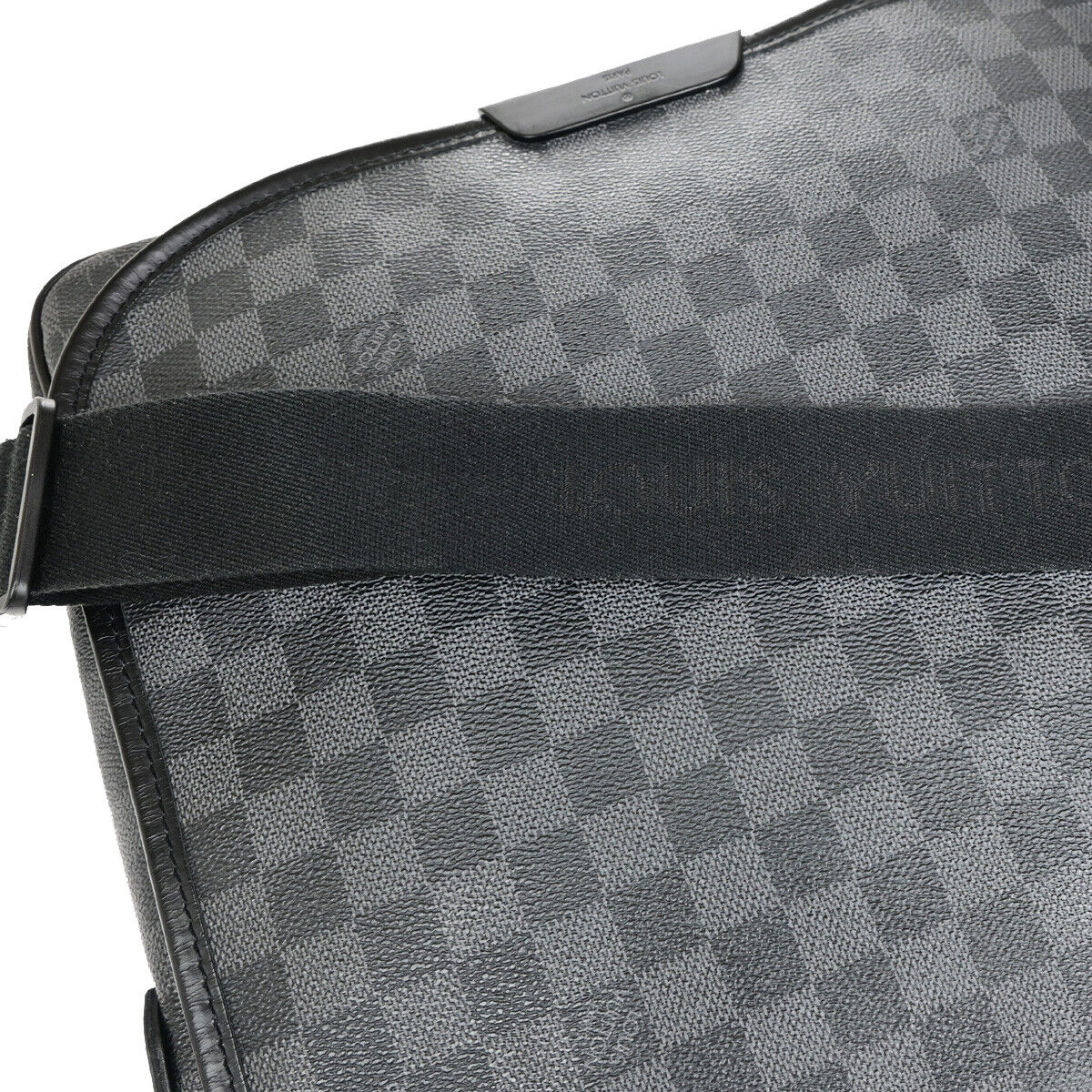 Louis Vuitton Daniel MM, Black, Canvas, shoulder