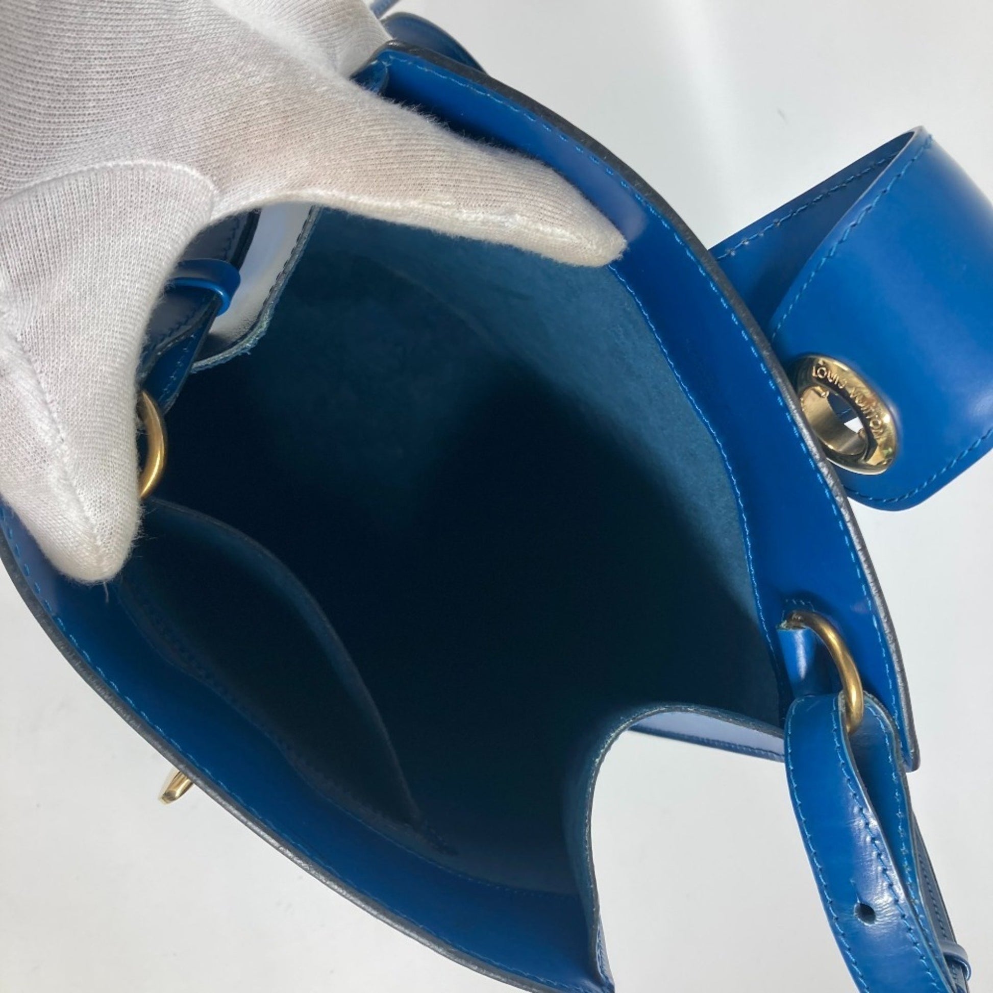 Louis Vuitton Cluny, Blue, Leather, shoulder