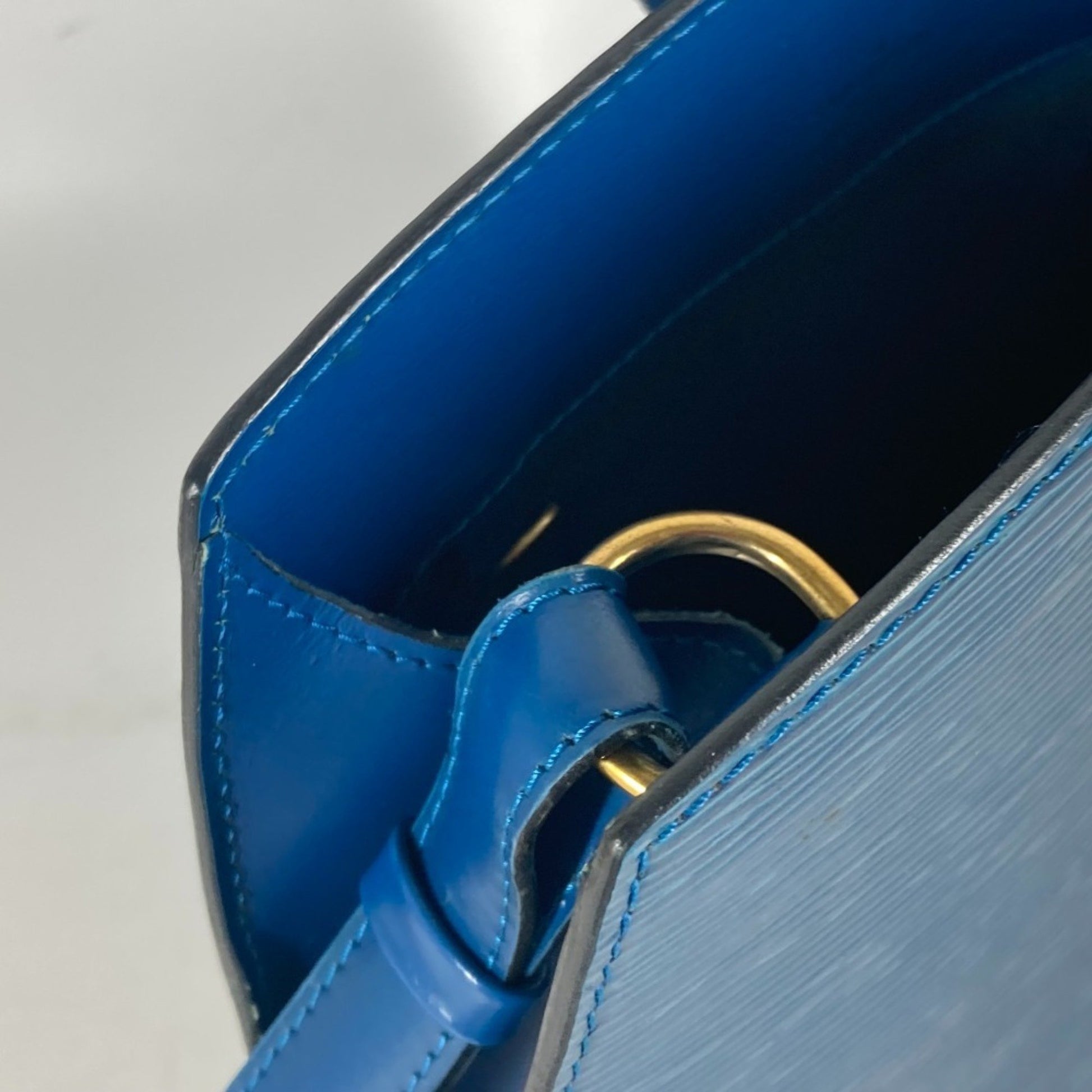 Louis Vuitton Cluny, Blue, Leather, shoulder
